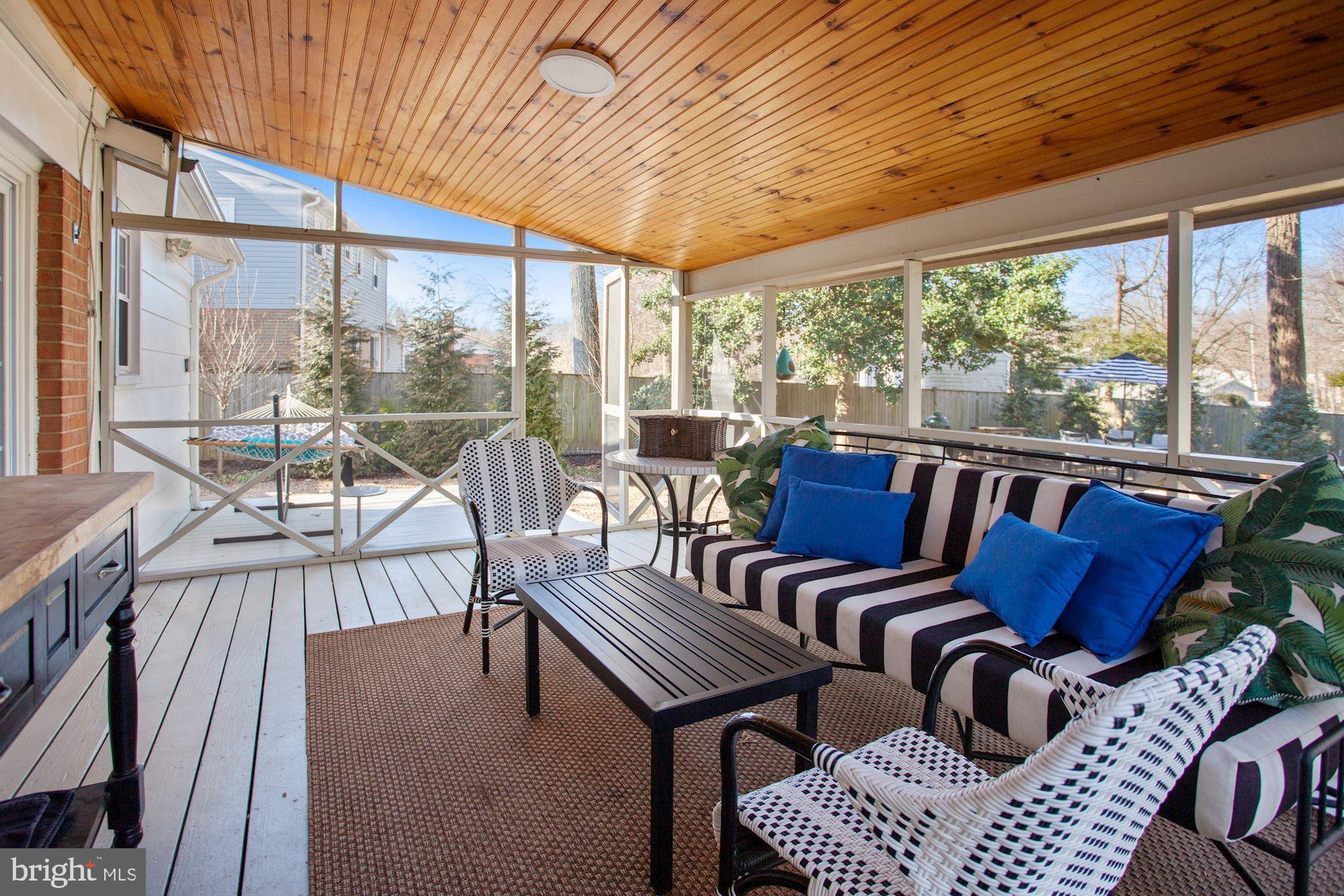 6618 Huntsman Boulevard Springfield, VA 22152 - Photo 14 of 20 Spectacular screened in porch