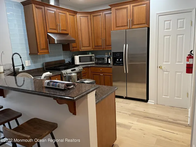 $3,300 | 11 Cooper Avenue, Unit 110, Long Branch, NJ 07740