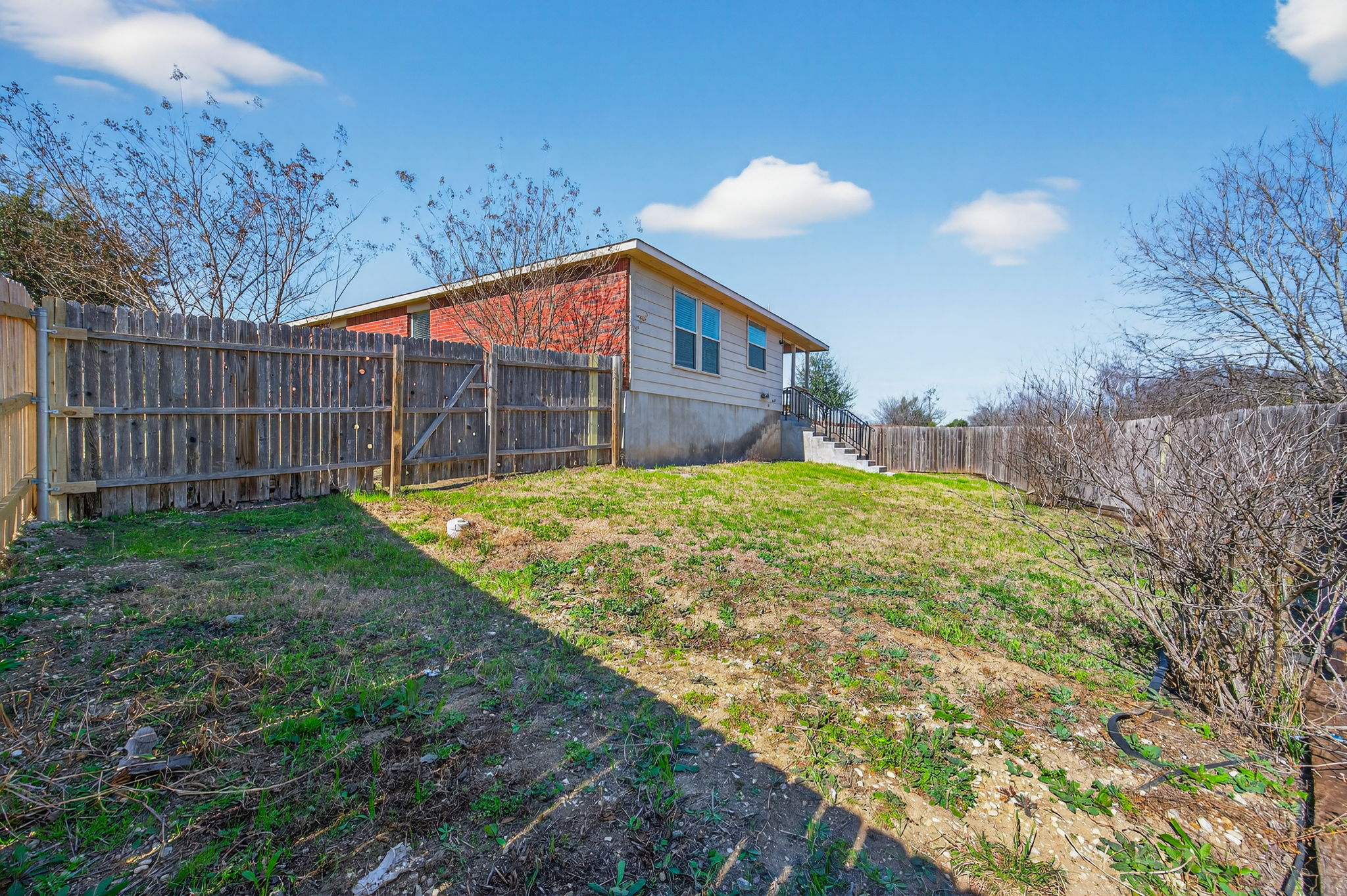 13629 Coomer Path Pflugerville, TX 78660 - Photo 26 of 30 View of fenced backyard