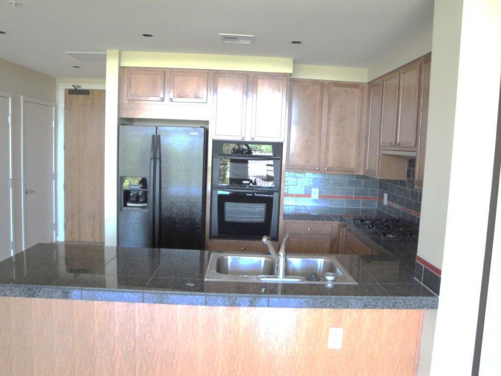 208 West Portland Street, Unit 260 Phoenix, AZ 85003 - Photo 19 of 28 Kitchen