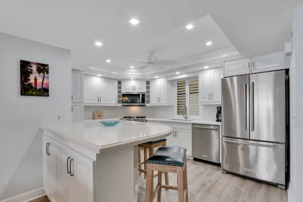 $1,350,000 | 200 South Beach Road, Unit 802, Tequesta, FL 33469