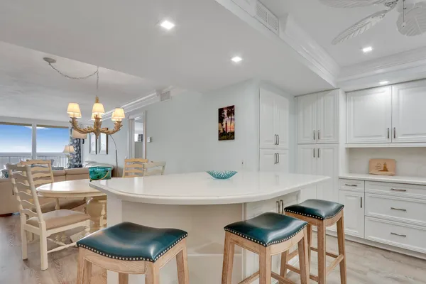 $1,350,000 | 200 South Beach Road, Unit 802, Tequesta, FL 33469