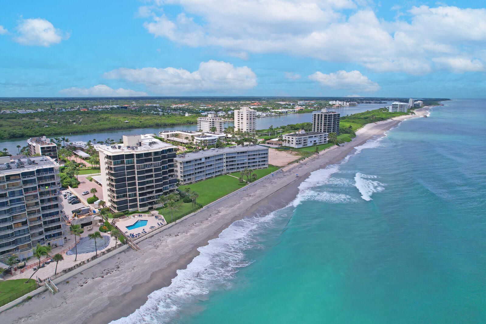 200 South Beach Road, Unit 802 Tequesta, FL 33469 - Photo 5 of 48 05_aerial_5_mls