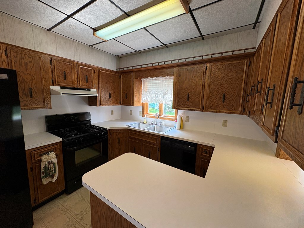 80 Petroleum Center Road Oil City, PA 16301 - Photo 10 of 56