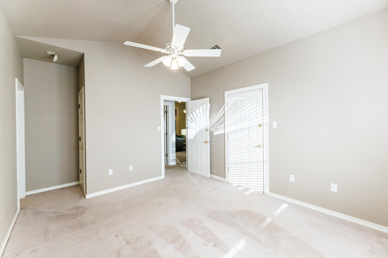 206 Collins Avenue Sundown, TX 79372 - Photo 45 of 82 a view of an empty room with a window