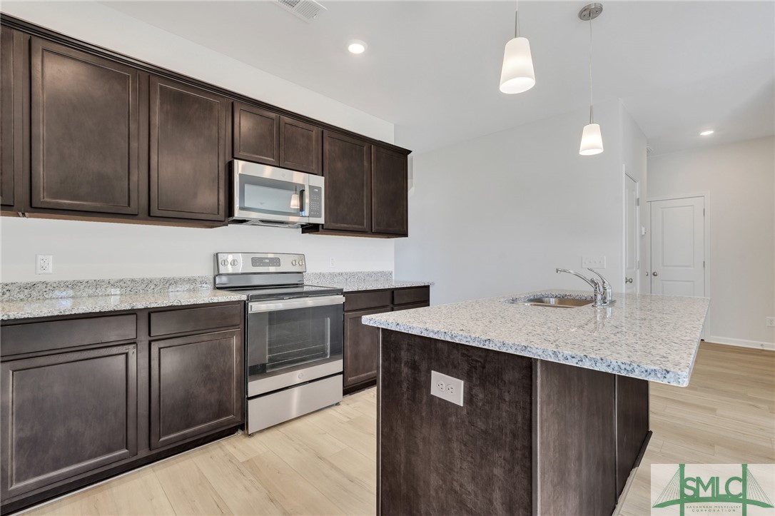 102 Freesia Drive Springfield, GA 31329 - Photo 4 of 29