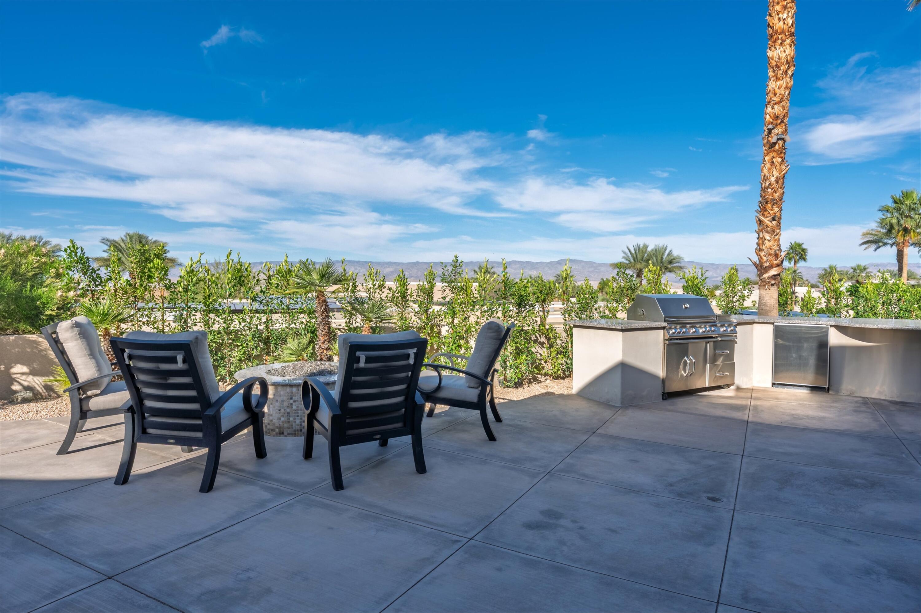 7 Mirada Circle Rancho Mirage, CA 92270 - Photo 18 of 120 4-Photo-4