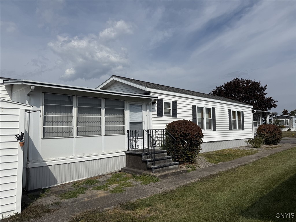 215 Brett Brae Kirkland, NY 13323 - Photo 3 of 30