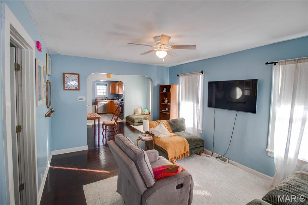 1402 North Harrison Street Litchfield, IL 62056 - Photo 7 of 30