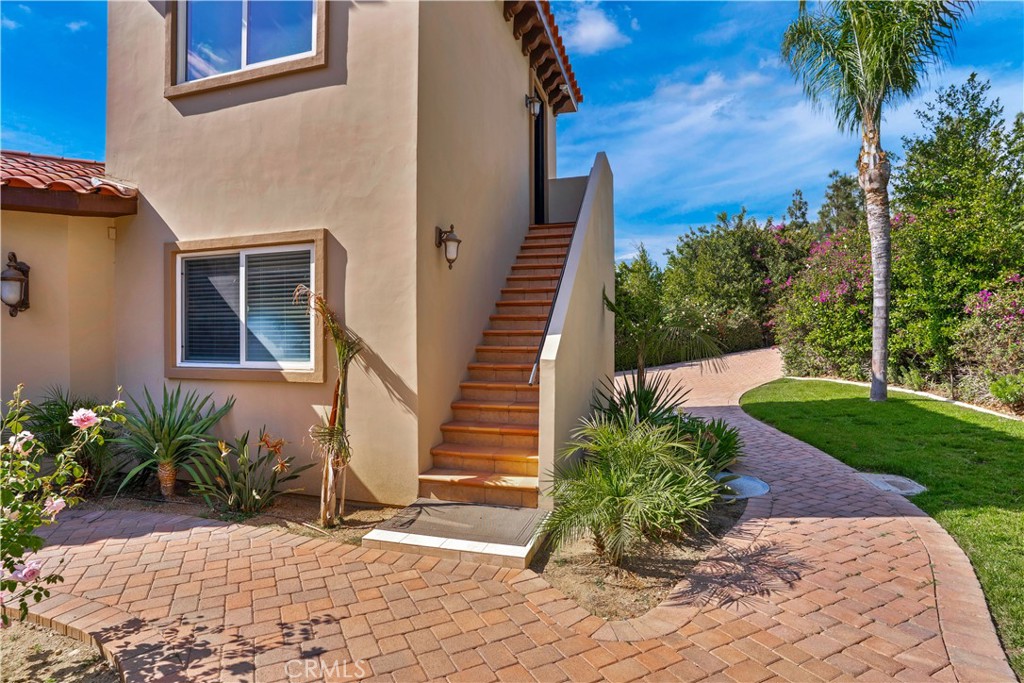 7231 Brandon Court Riverside, CA 92506 - Photo 9 of 75