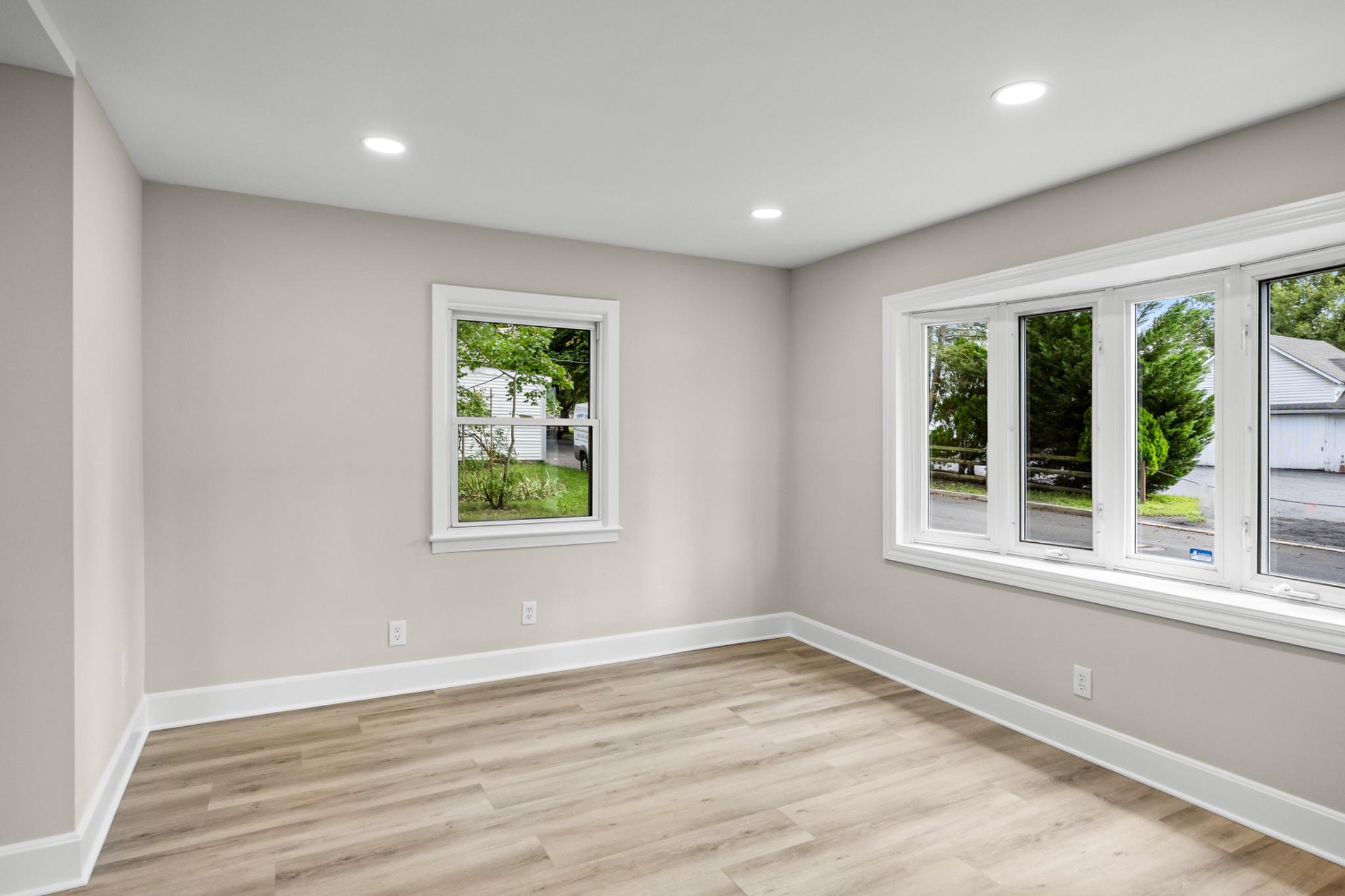 75 Egbert Street Pemberton, NJ 08068 - Photo 22 of 43 Bright and airy spacious open living room.