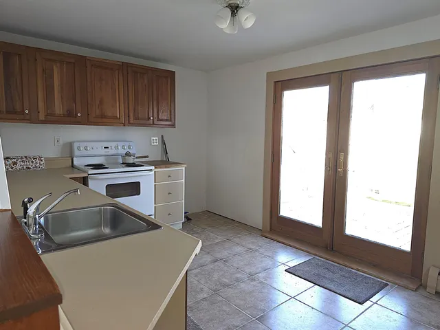 $175,000 | 122 Sessions Street, Berlin, NH 03570