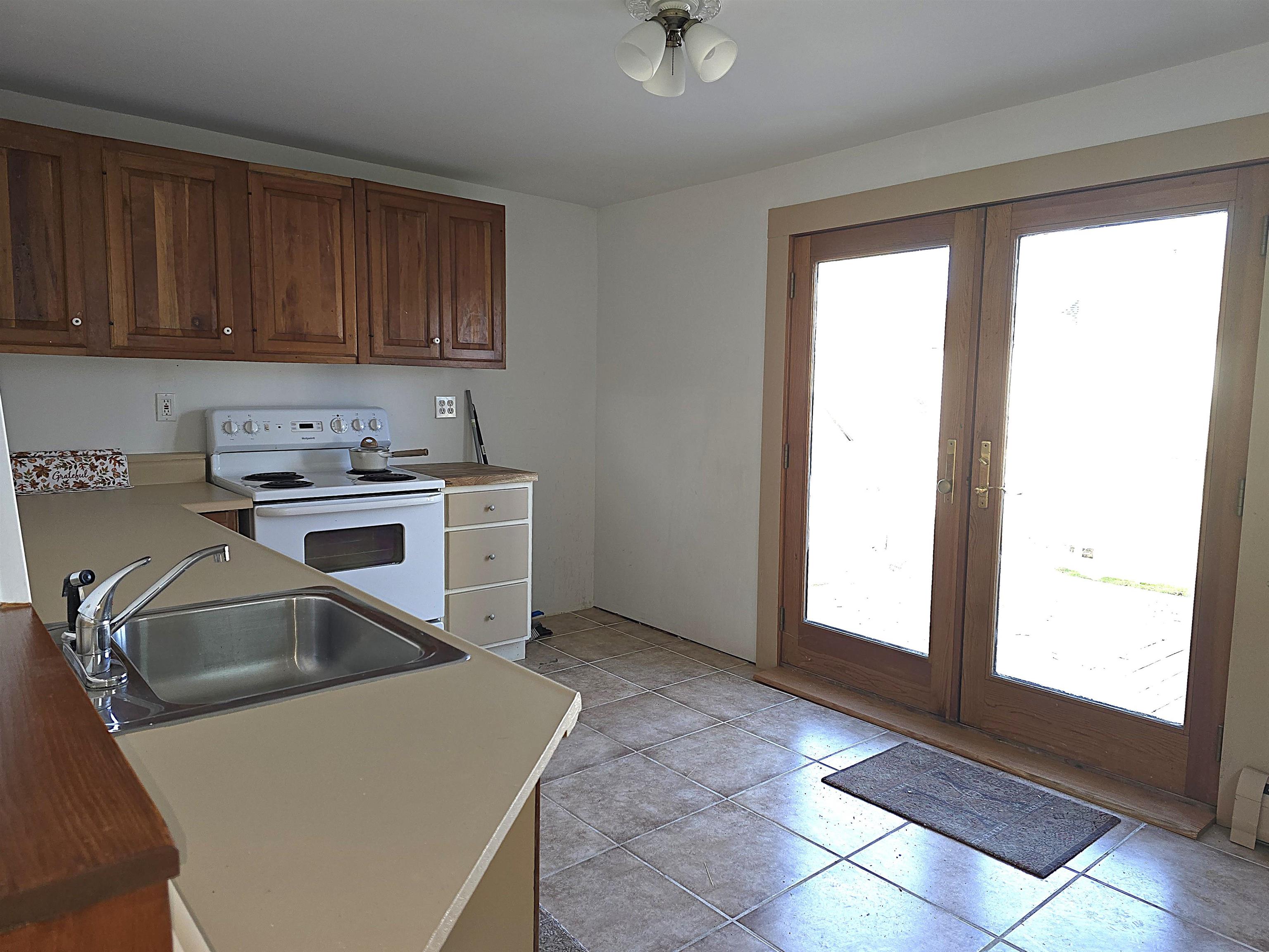 122 Sessions Street Berlin, NH 03570 - Photo 14 of 43