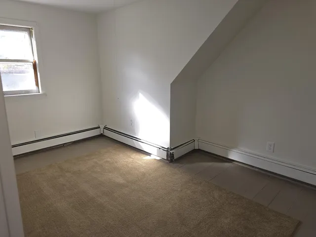 $175,000 | 122 Sessions Street, Berlin, NH 03570