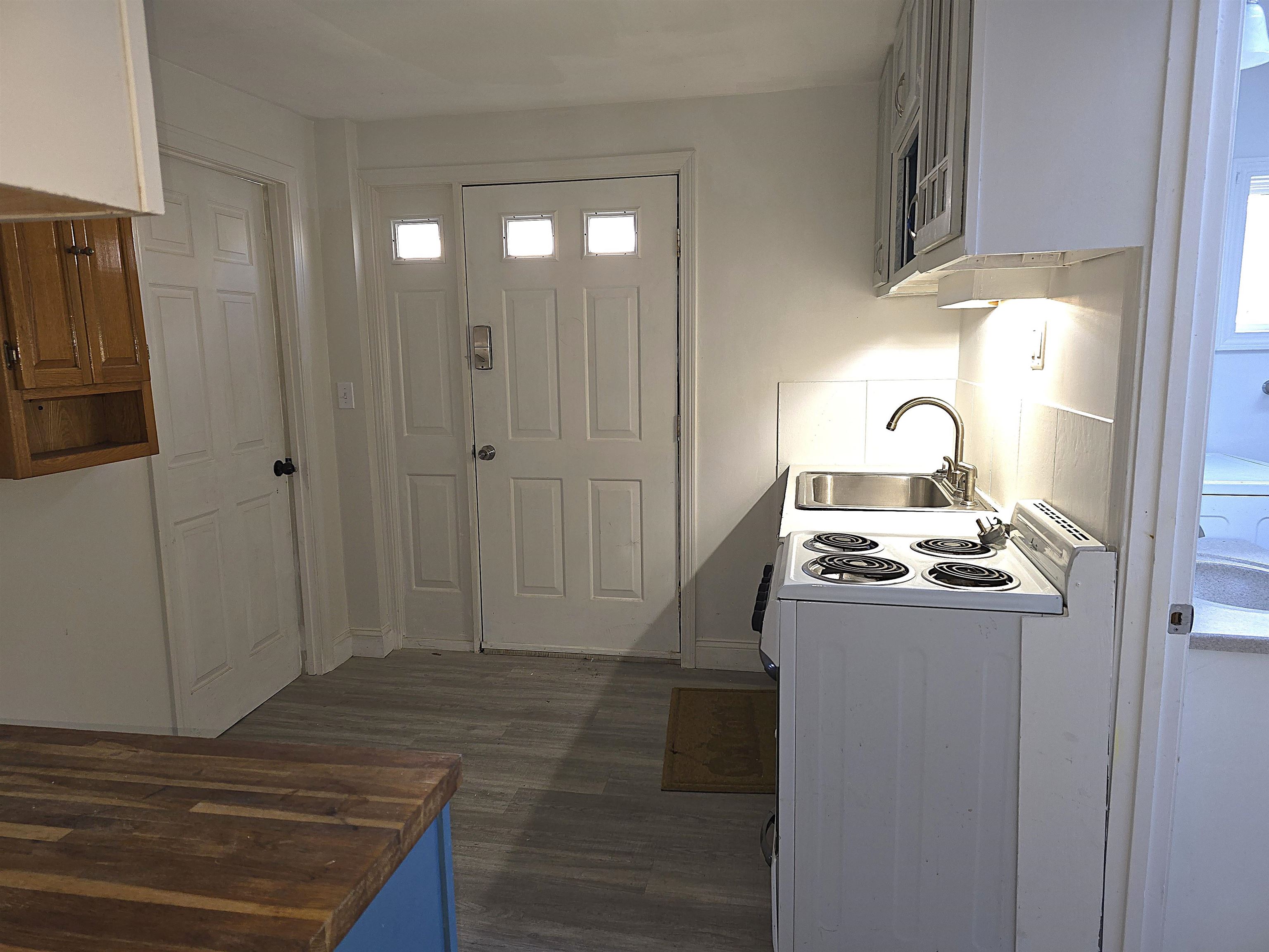 122 Sessions Street Berlin, NH 03570 - Photo 27 of 43