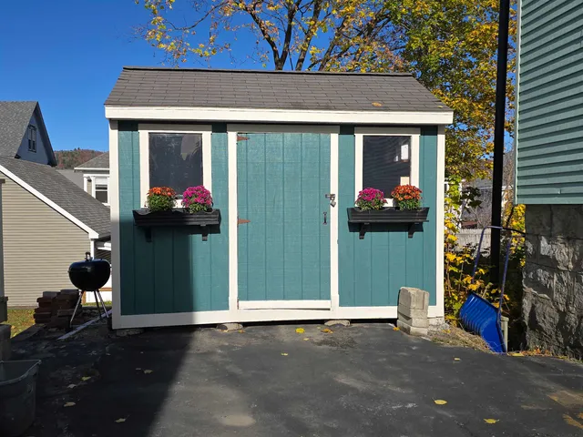 $175,000 | 122 Sessions Street, Berlin, NH 03570