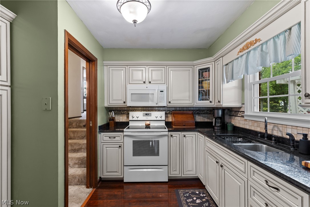 1716 Cameron Hollow Road New Cumberland, WV 26047 - Photo 13 of 44