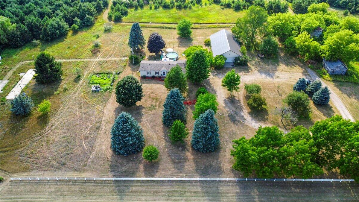 11383 Bale Road Lakeview, MI 48850 - Photo 1 of 33 Gallery Image 1