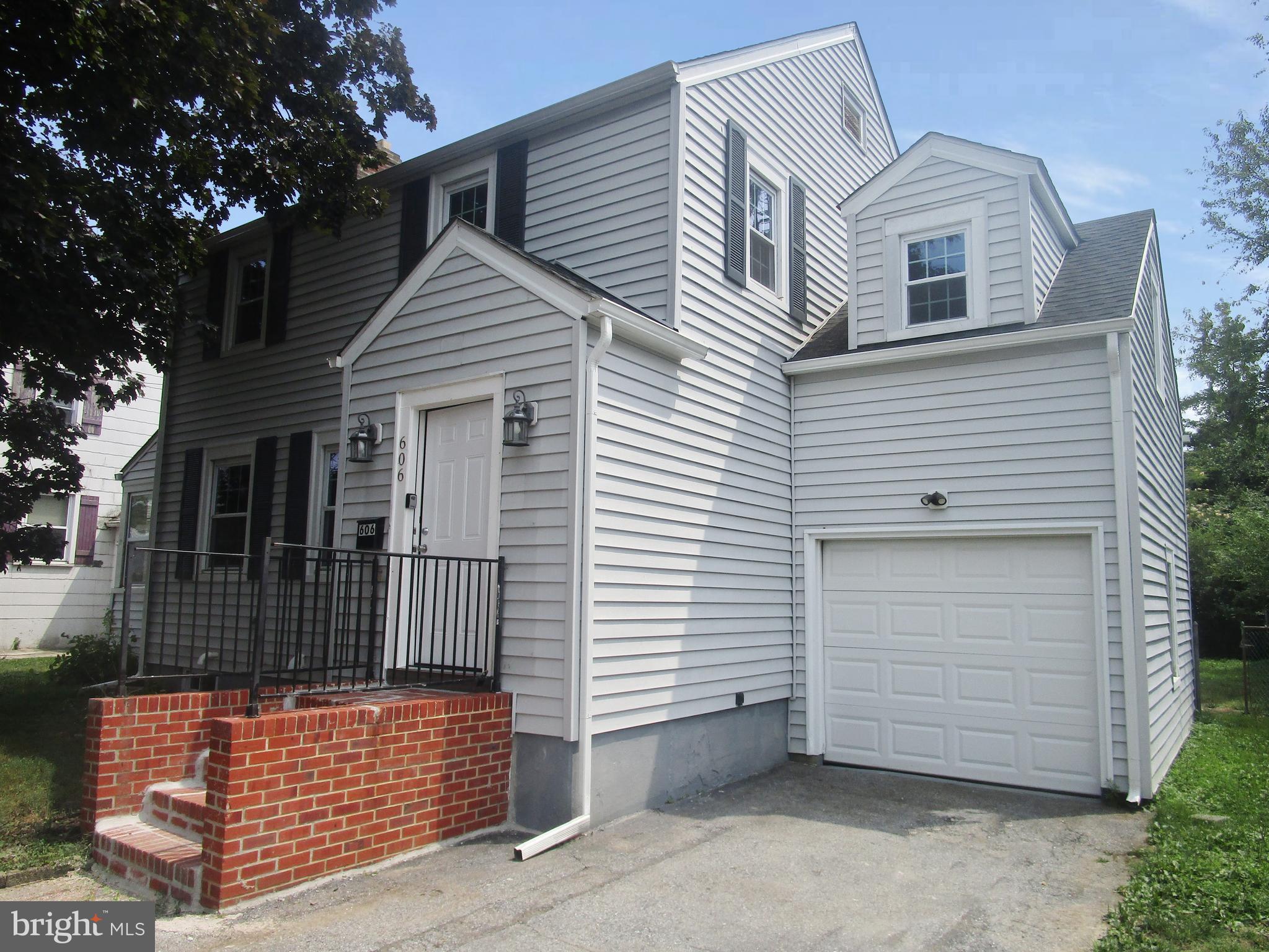 606 Boxwood Road Wilmington, DE 19804 - Photo 2 of 17 Gallery Image 2