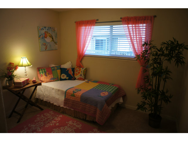 1147 Reed Avenue, Unit D Sunnyvale, CA 94086 - Photo 5 of 6 Gallery Image 5