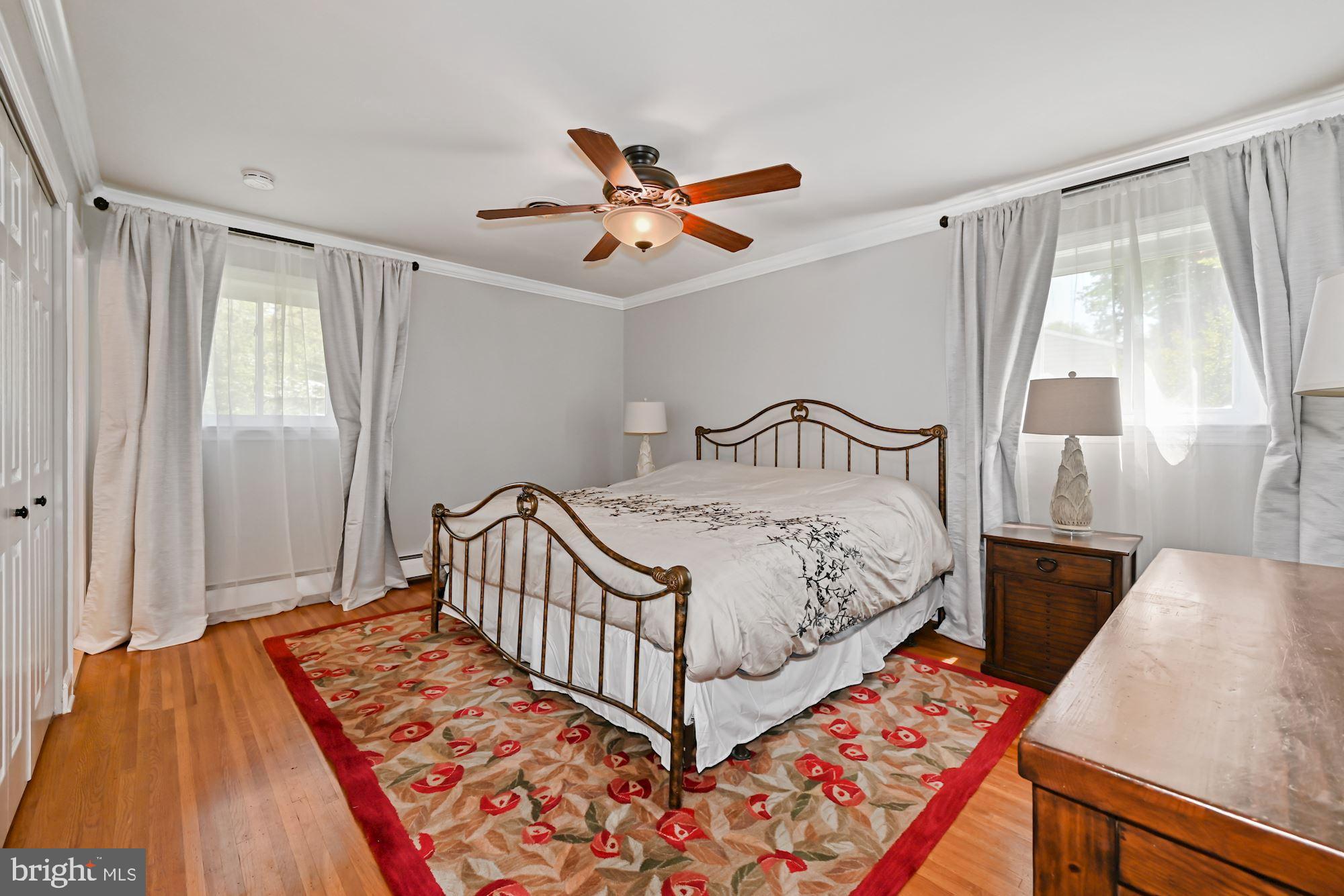 2900 Georgetown Road Cinnaminson, NJ 08077 - Photo 13 of 27 Large Master Bedroom