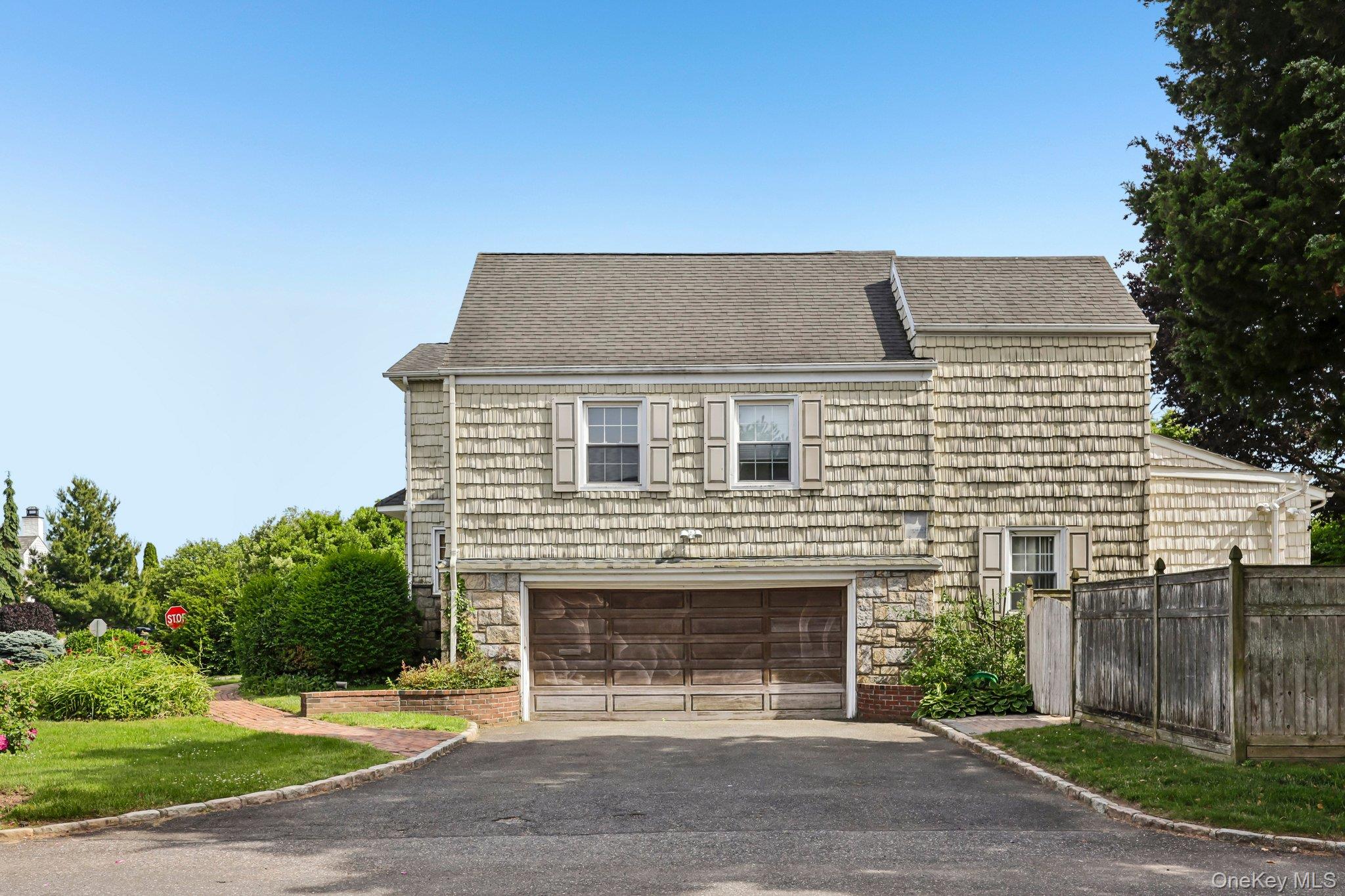 1304 Harbor Road Hewlett Harbor, NY 11557 - Photo 39 of 42