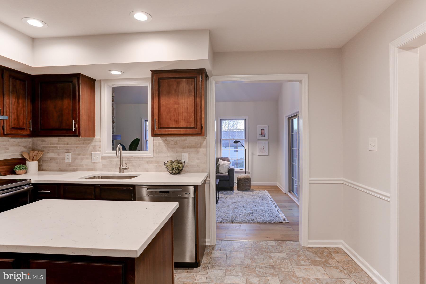 320 Rozet Avenue Lancaster, PA 17602 - Photo 11 of 38 Gallery Image 11