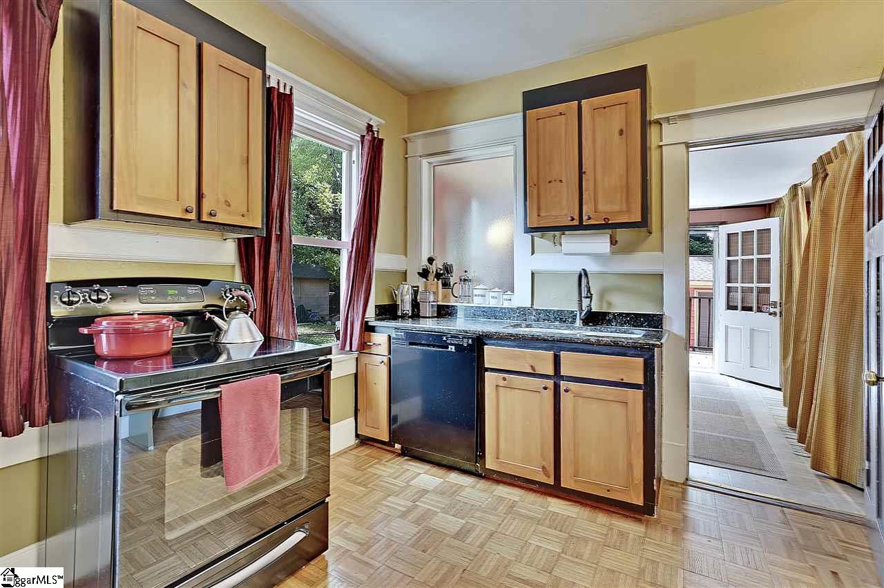 115 Perry Road Greenville, SC 29609 - Photo 14 of 35 Gallery Image 14