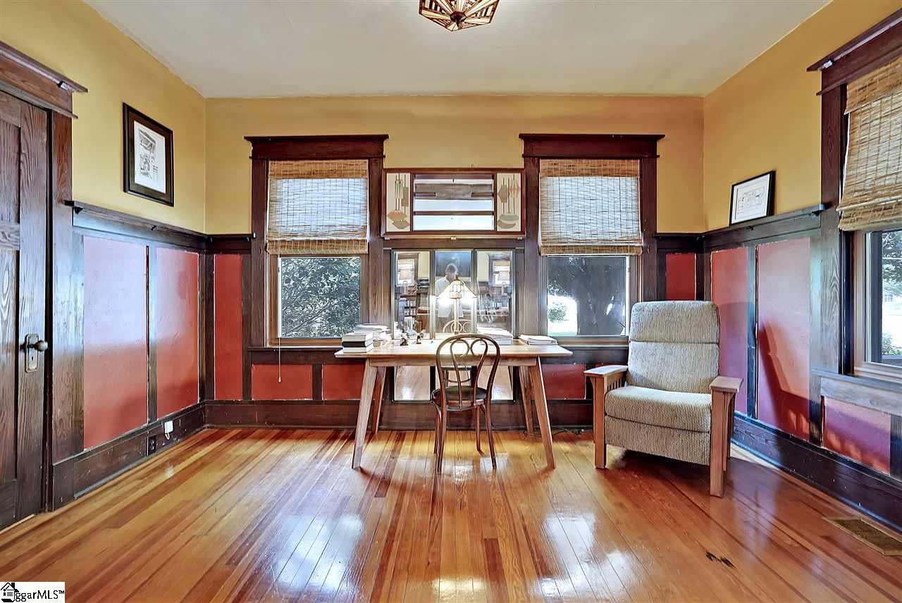 115 Perry Road Greenville, SC 29609 - Photo 8 of 35 Gallery Image 8