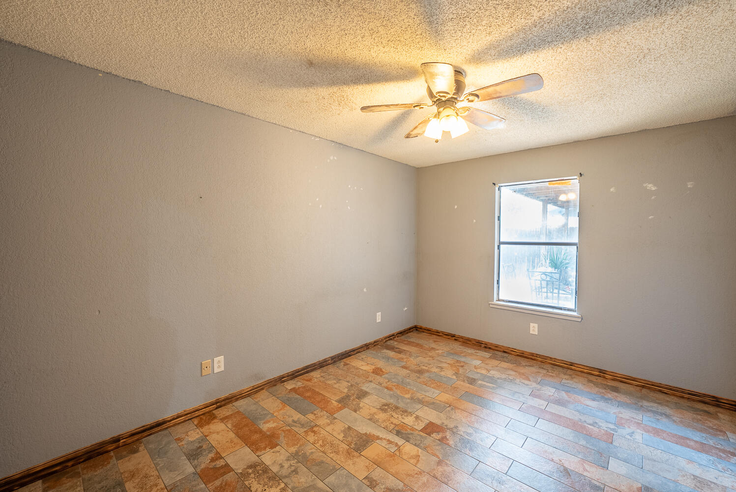 2110 76th Street Lubbock, TX 79423 - Photo 12 of 13 DSC01551