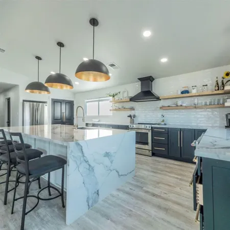 $1,450,000 | 3900 Lake Park Cove, Lago Vista, TX 78645