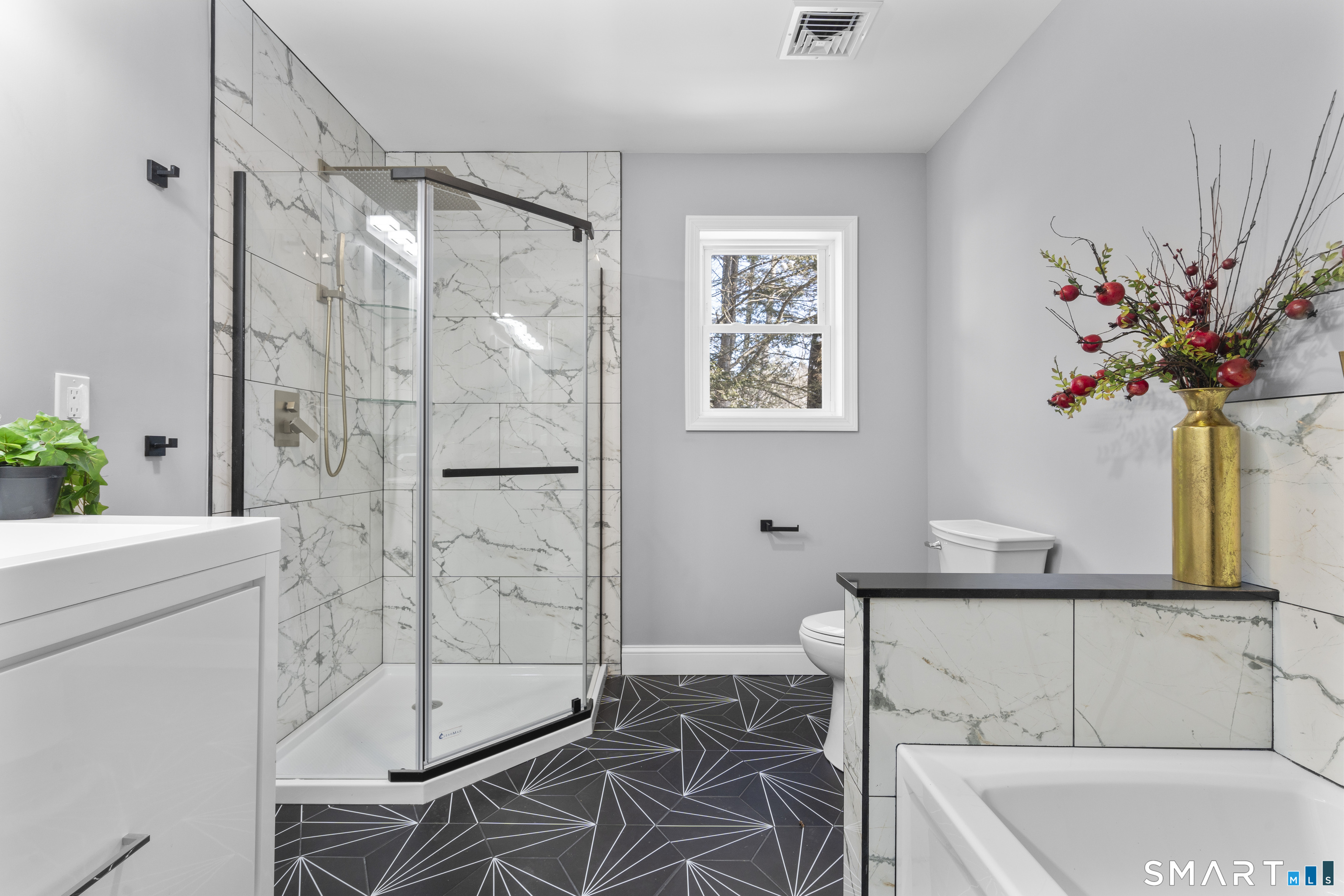 370 West Mountain Road West Simsbury, CT 06092 - Photo 30 of 39