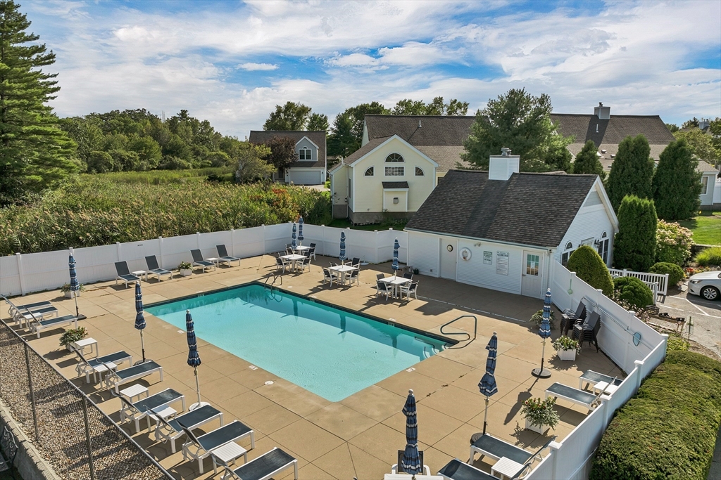 20 Hampton Meadows, Unit 20 Hampton, NH 03842 - Photo 34 of 40
