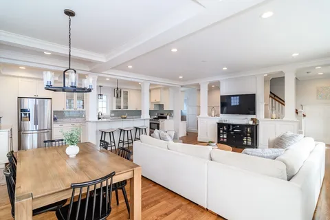 $1,129,000 | 43 Hall Street, Unit 1, Waltham, MA 02453