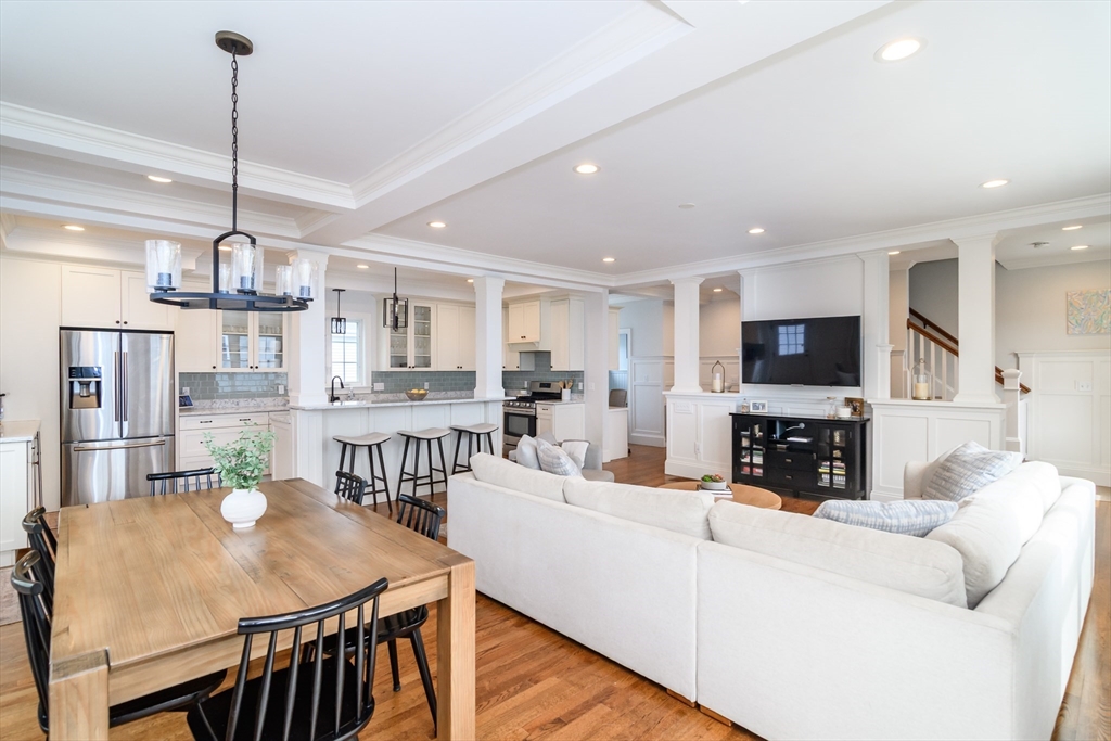 43 Hall Street, Unit 1 Waltham, MA 02453 - Photo 7 of 30