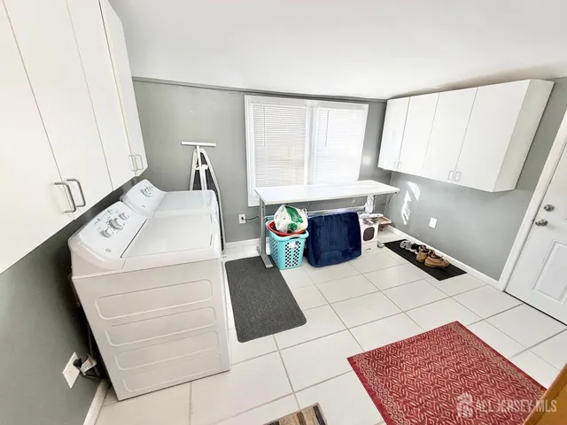 $325,000 | 623-623 Main Street, Leesburg, NJ 08327