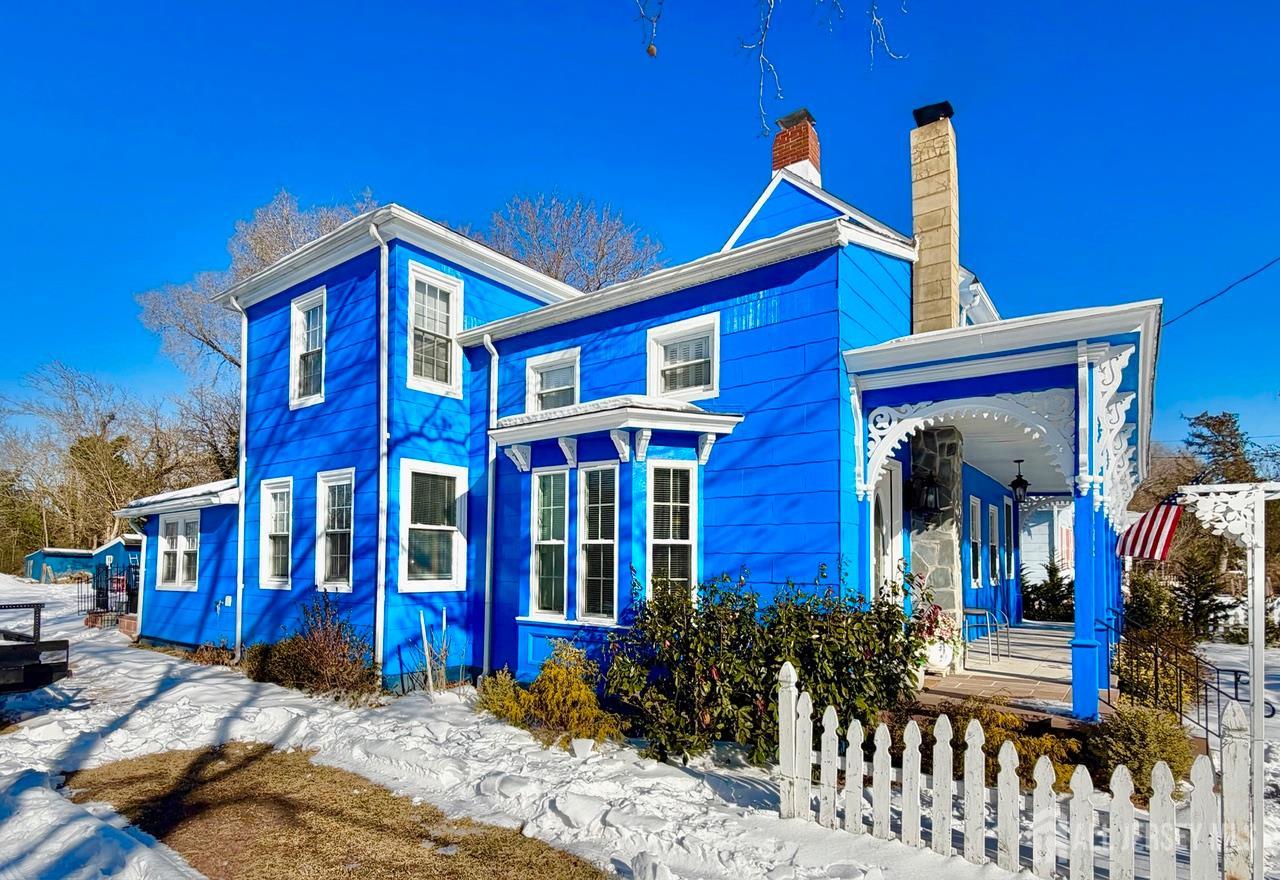623-623 Main Street Leesburg, NJ 08327 - Photo 5 of 66 a view of a house with a yard