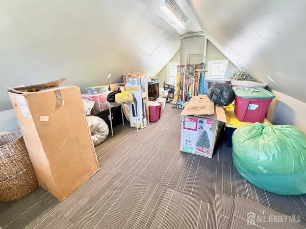 $325,000 | 623-623 Main Street, Leesburg, NJ 08327