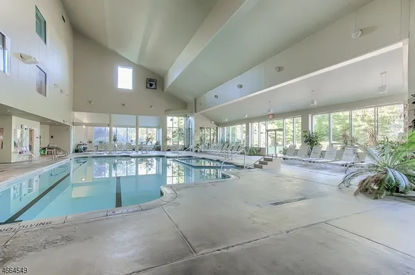 $2,525 | 2216 Gates Court, Unit 2304, Morris Plains, NJ 07950