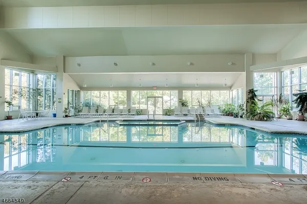 $2,525 | 2216 Gates Court, Unit 2304, Morris Plains, NJ 07950