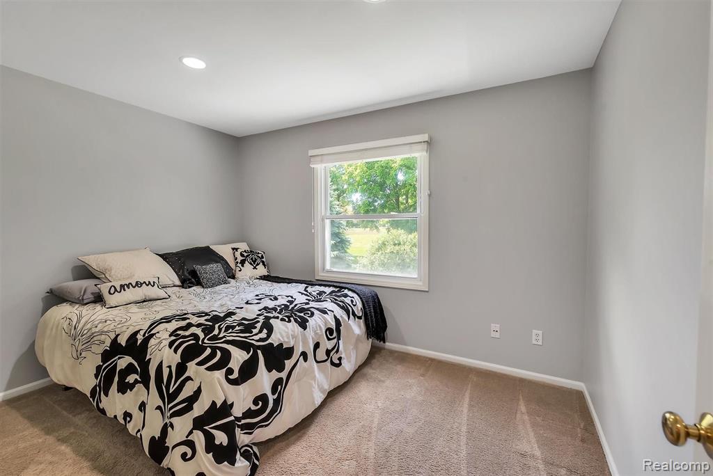 25735 Rutledge Crossing Farmington Hills, MI 48335 - Photo 31 of 53