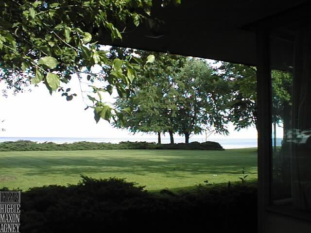 960 Lake Shore Road Grosse Pointe, MI 48236 - Photo 4 of 4 31264427-3.JPG