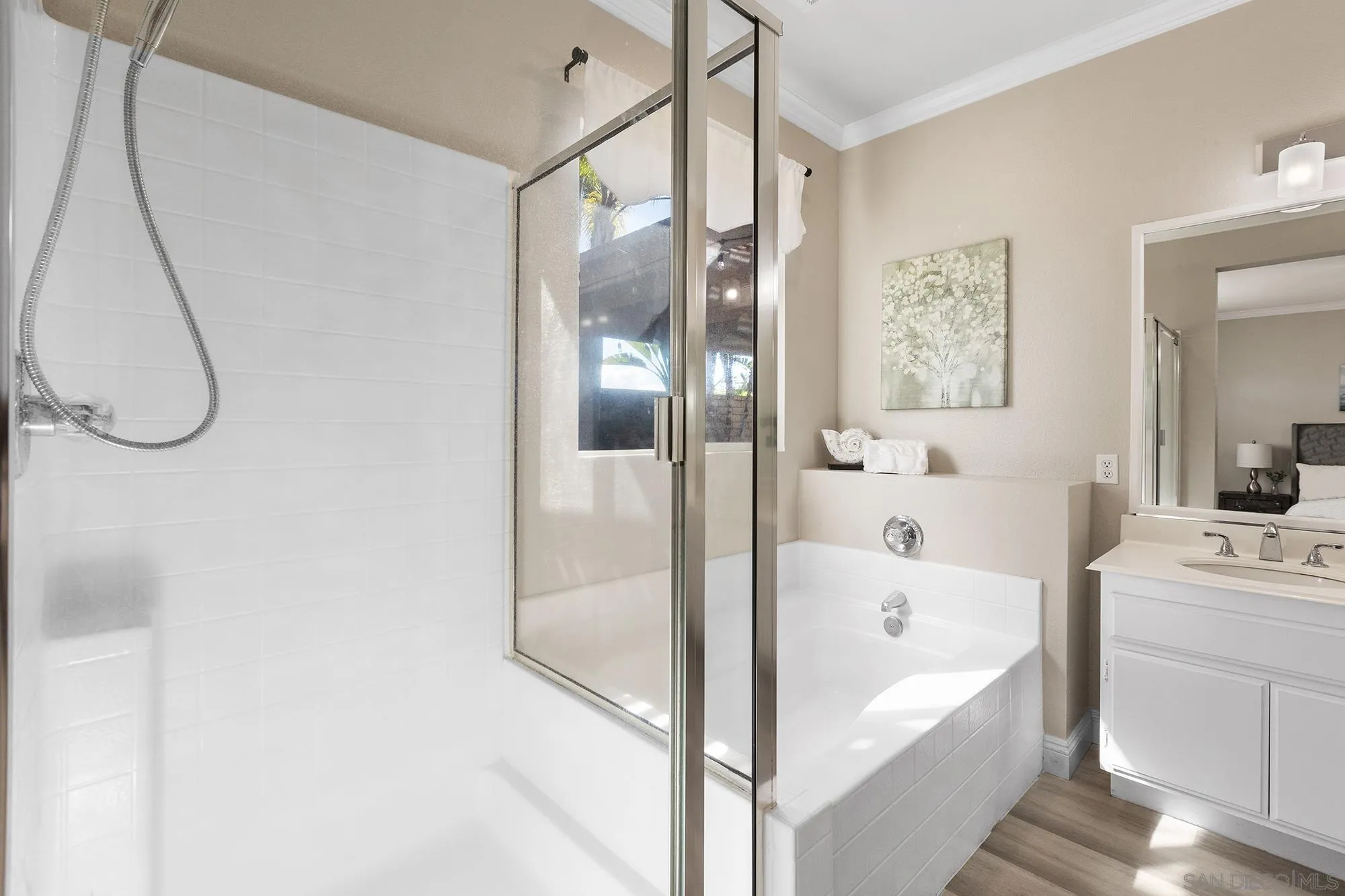 33451 Victoria Court Temecula, CA 92592 - Photo 20 of 38 a bathroom with a bathtub and a shower