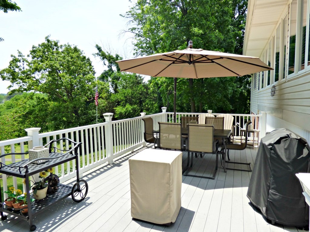 1109 Country Club Road Dandridge, TN 37725 - Photo 28 of 38 Gallery Image 28