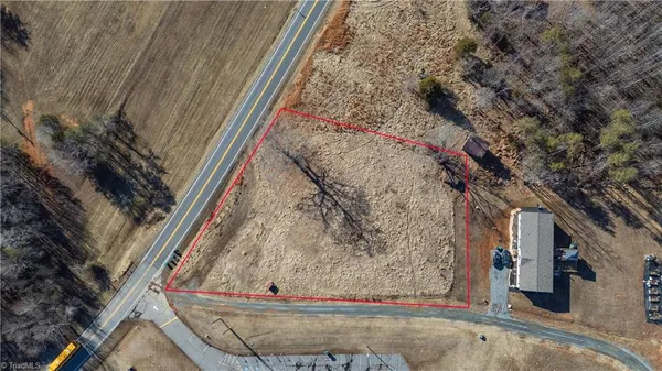 $60,000 | 8120 Highway 704, Madison, NC 27025