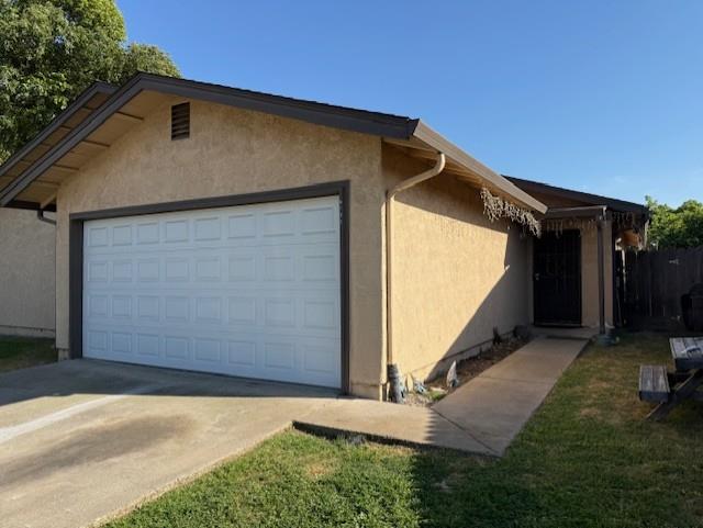 4132 Ruth Avenue Modesto, CA 95355 - Photo 23 of 41 Ruth Ave garage and primary entrance.