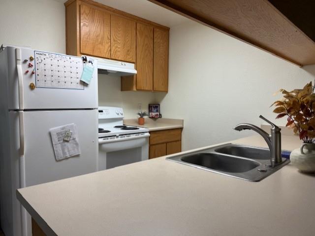 4132 Ruth Avenue Modesto, CA 95355 - Photo 7 of 41 Guiseppe Kitchen