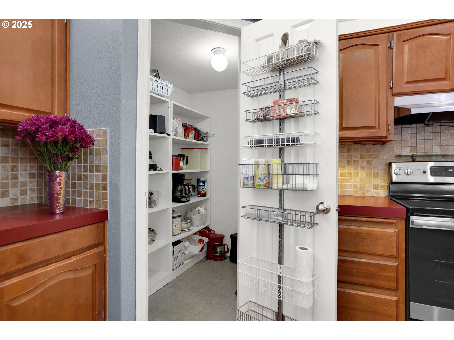 5365 Cobblestone Lane Eugene, OR 97402 - Photo 15 of 40