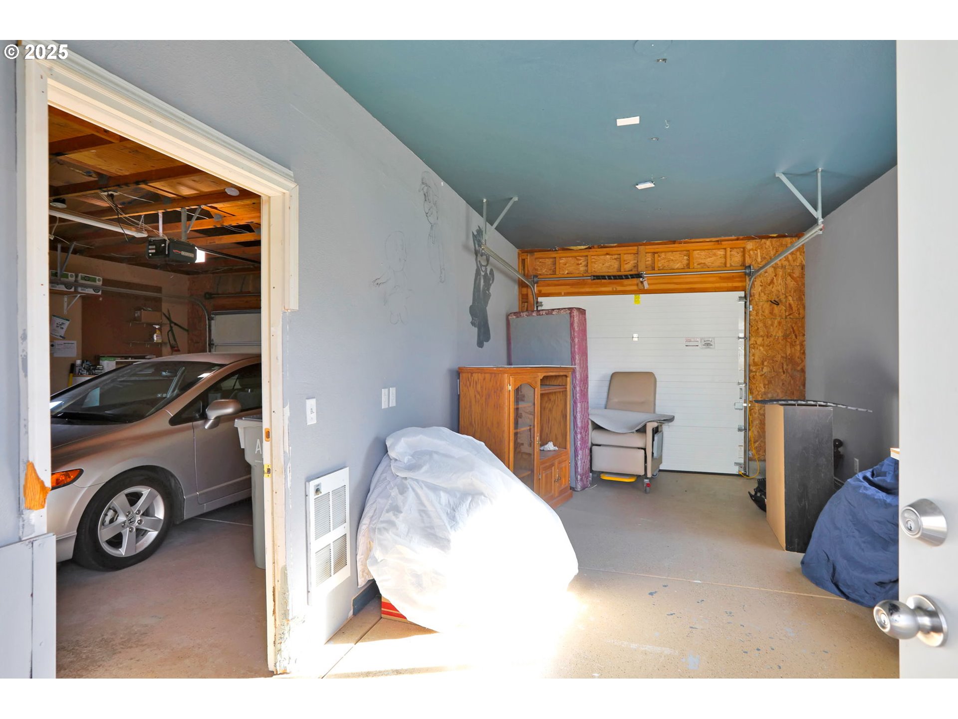 5365 Cobblestone Lane Eugene, OR 97402 - Photo 37 of 40 a view of living room and furniture