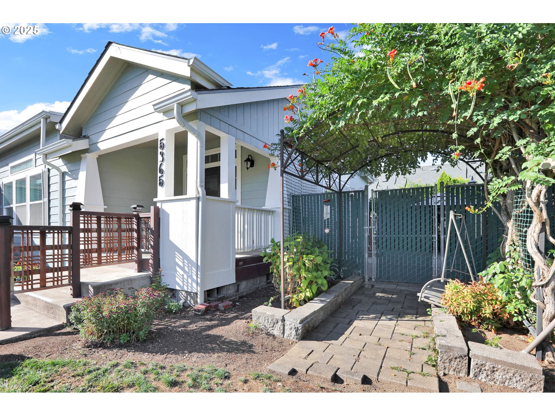 5365 Cobblestone Lane Eugene, OR 97402 - Photo 4 of 40 a view of a house with a yard